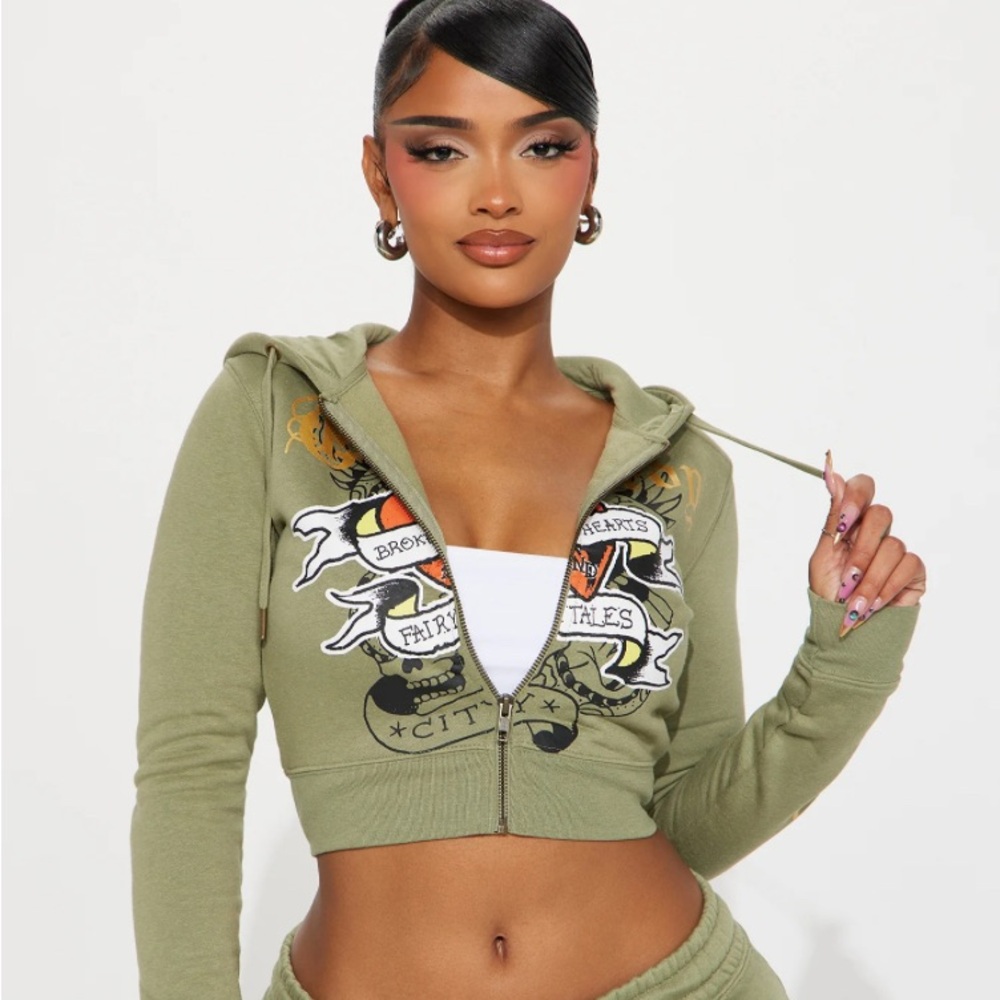 Olive Graphic Cropped Hoodie